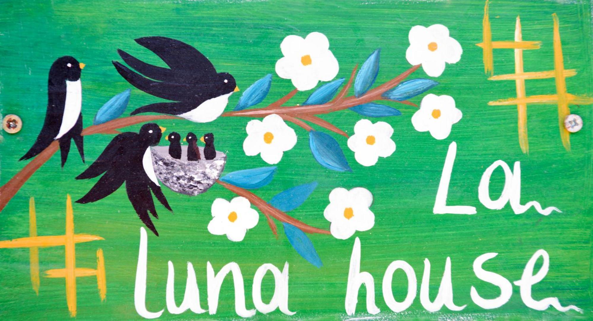 La Luna House Пефкохори Экстерьер фото