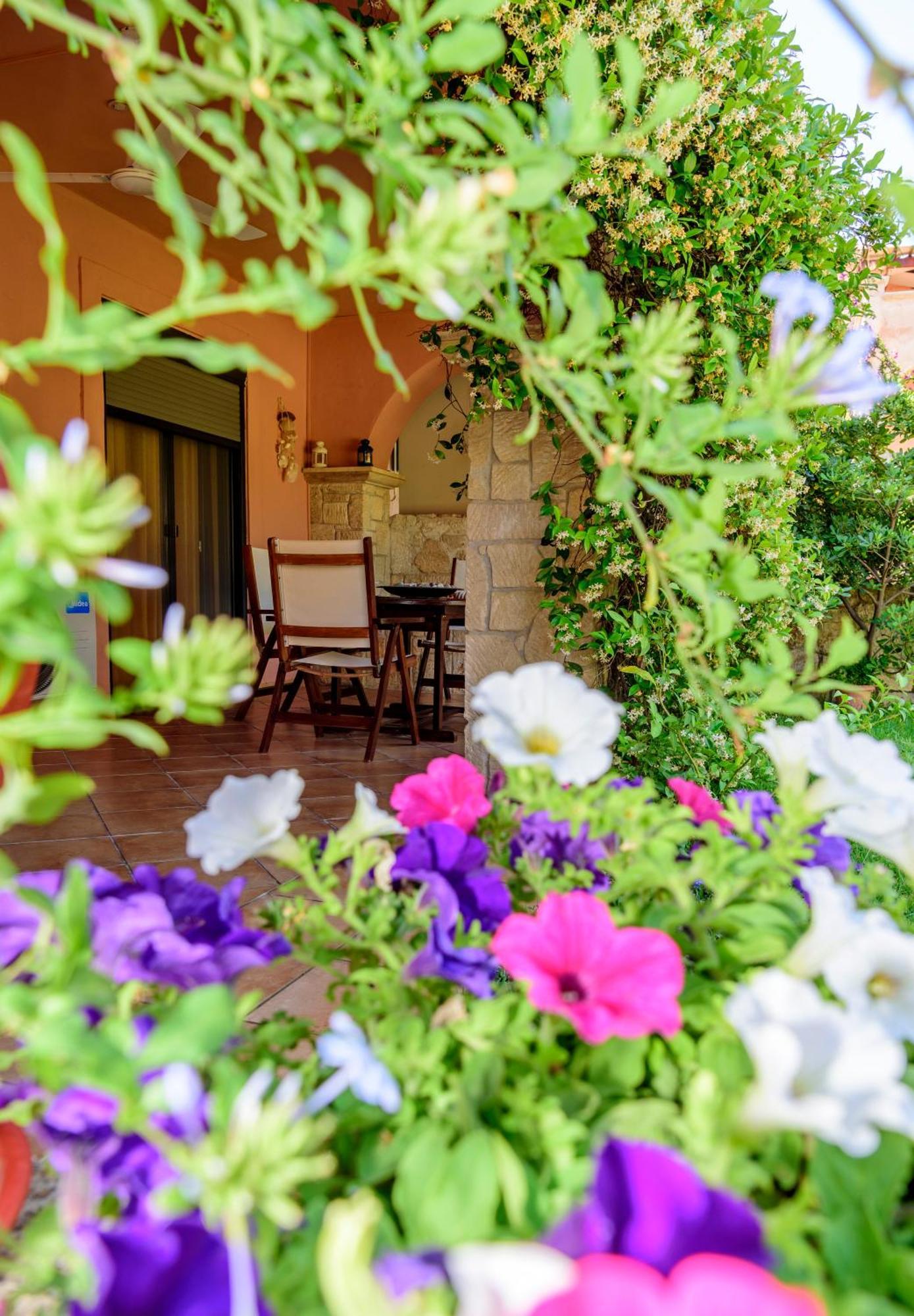 La Luna House Пефкохори Экстерьер фото