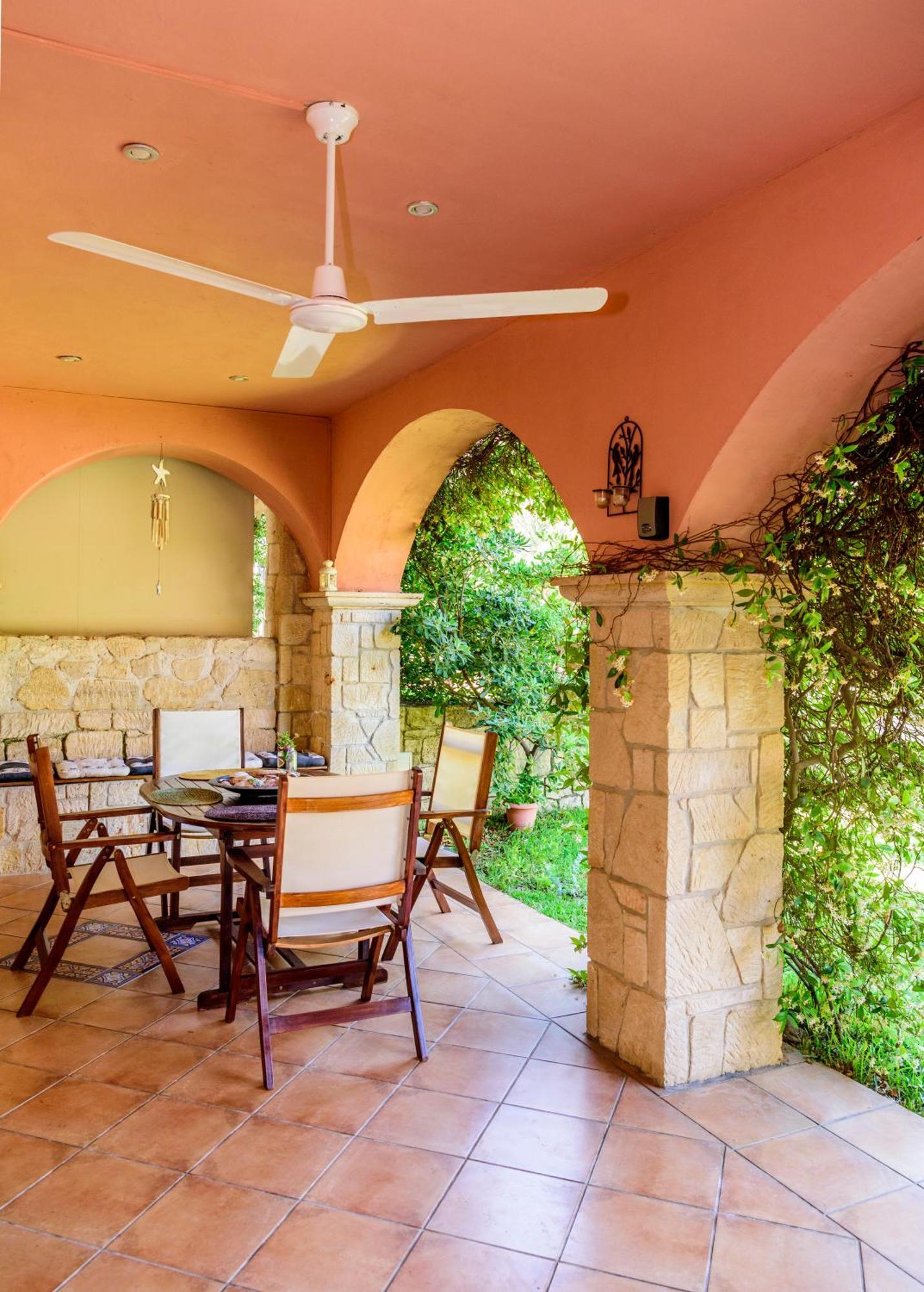 La Luna House Пефкохори Экстерьер фото